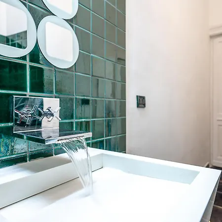 Porta Nuova - Excelsior - Grandmaison * Turim